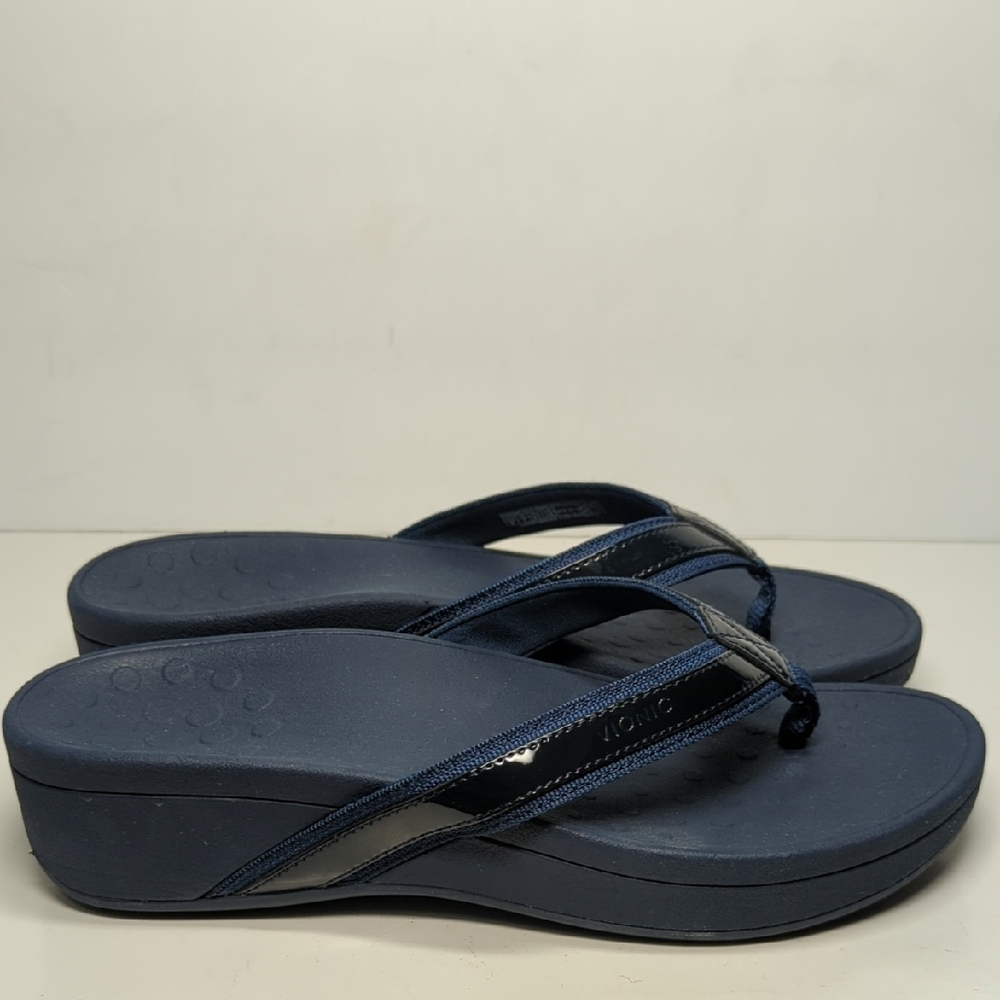 Vionic Women's Navy Sandals